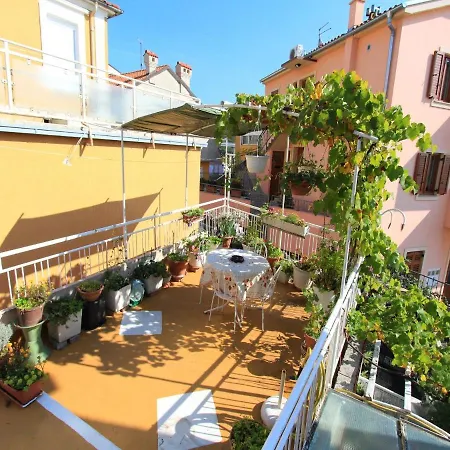 Apartments Feda Apartman *